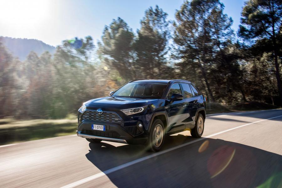  Toyota RAV4 Hybrid 2019 года  (WW) (фото 26 из 26)